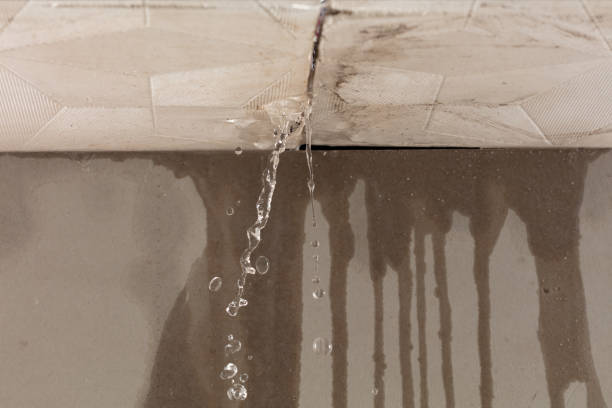 Professional Commercial Water Damage Restoration technician working in Manchester, WA